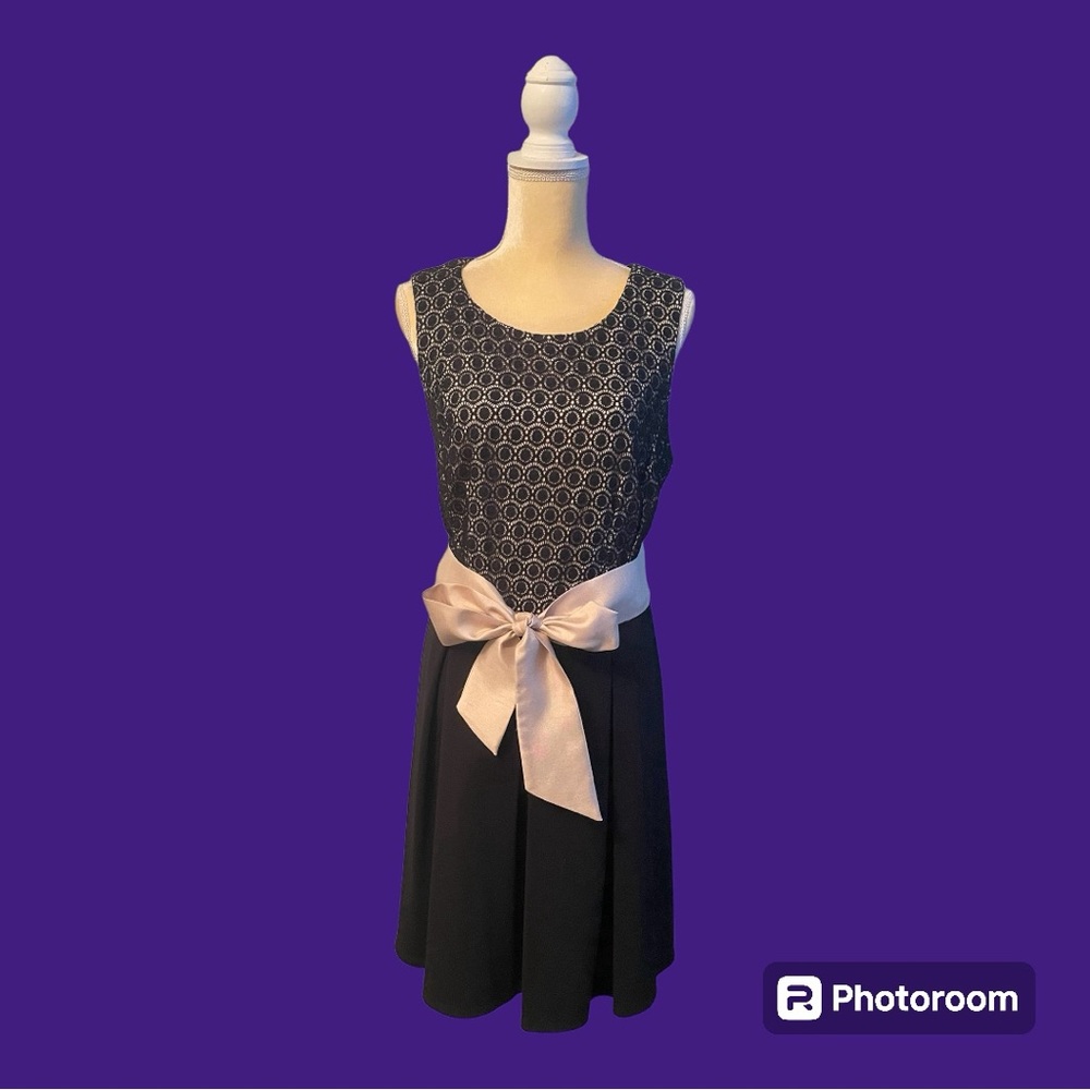 The perfect dress for weddings, black tie or your favorite fundraising event.